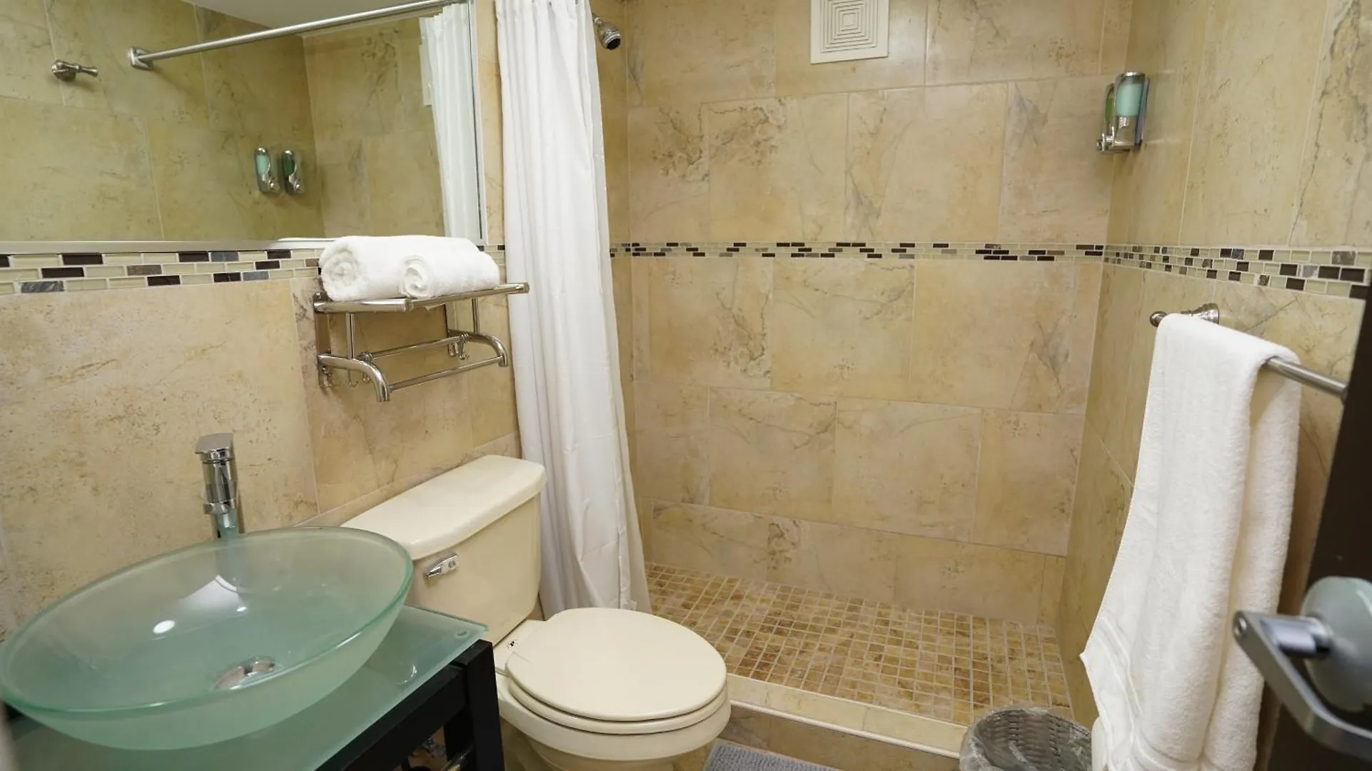 Apart Otel La Placita Suites Hotel-Suite 204 San Juan